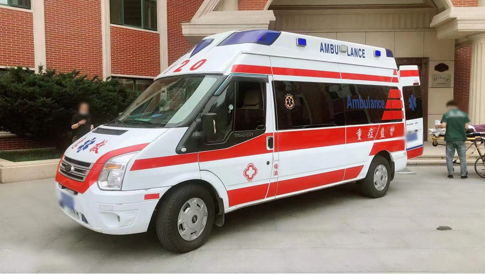 成县重症监护救护车